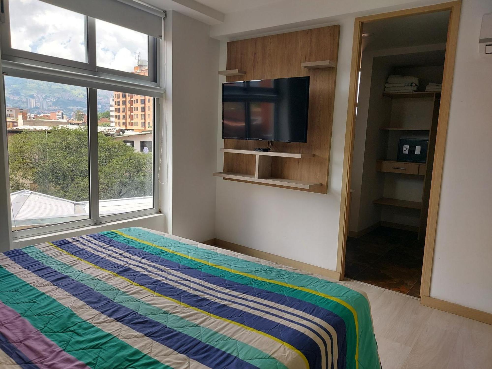San Peter Apartments Medellín Extérieur photo