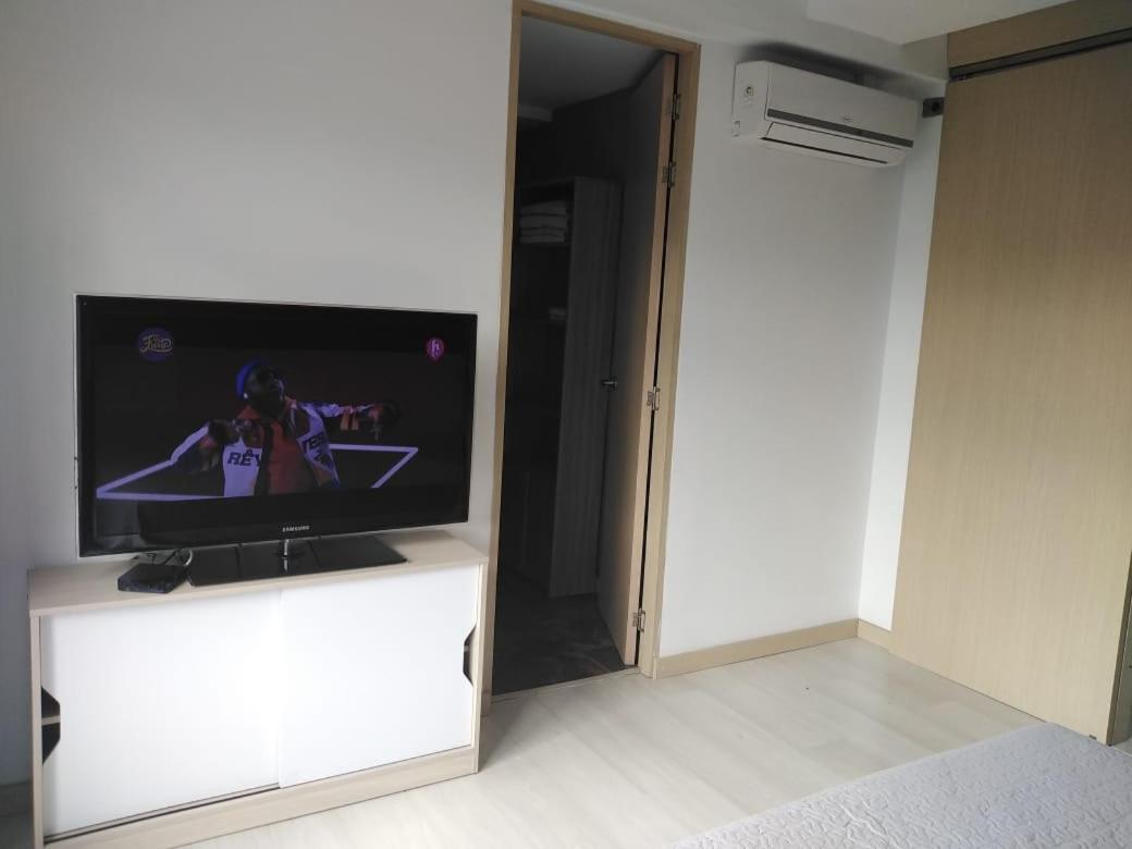 San Peter Apartments Medellín Extérieur photo